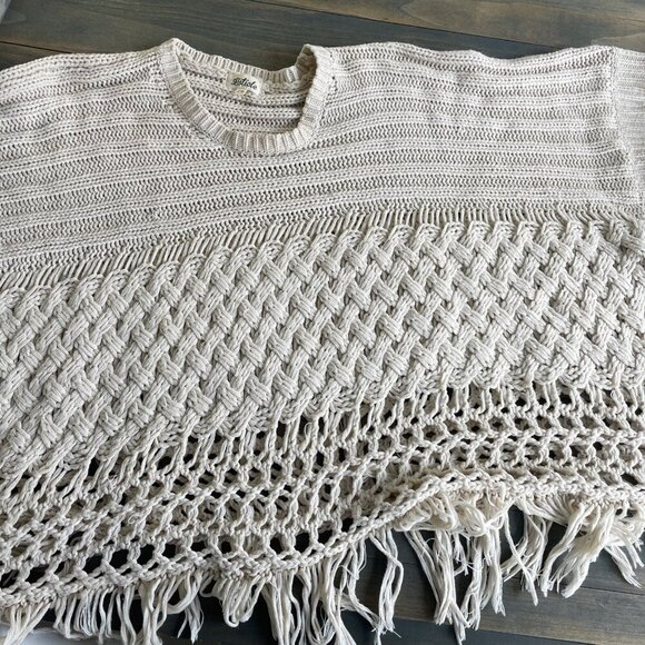 Listicle Creme Cable Knit Loose Fit Poncho Sweater w/ Cute Boho Fringe S/M (Z7) - Picture 1 of 9